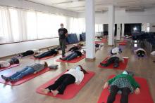 Sessió de relaxació i autocura amb els professionals sanitaris
